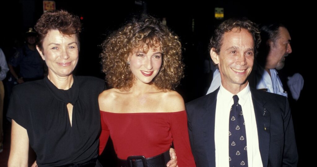 Jennifer Grey’s Mom Jo Wilder’s Cause of Death Revealed as Lung Cancer, Remains Were ‘Scattered at Sea’ (Exclusive)