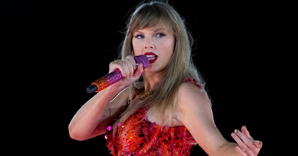 Ex-NYPD Chief Says ‘Nothing Comparable’ to Taylor Swift’s Fame, References Michael Jackson and Elvis