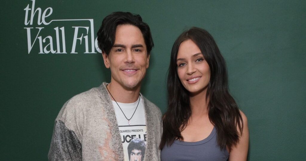 Victoria Lee Robinson Breaks Silence Over Tom Sandoval Restraining Order, Slams ‘False Narrative’ Victoria Lee Robinson Breaks Silence Over Tom Sandoval Restraining Order, Slams ‘False Narrative’