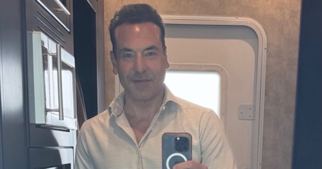 ‘Suits’ Alum Rick Hoffman Breaks Down ‘Intense’ Diet Secrets After Recent Weight Loss