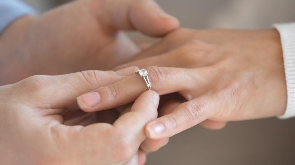 Dear Abby: My nephew ghosted our family — now he wants a wedding gift Dear Abby: My nephew ghosted our family — now he wants a wedding gift