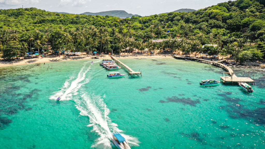 Boat carrying tourists capsizes off Vietnam’s Phu Quoc island, killing 15