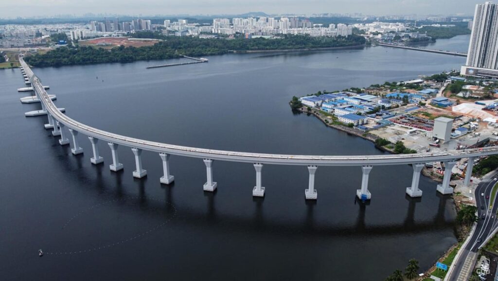 Singapore residents set to spend S billion more a year in JB after RTS Link opens: Study Singapore residents set to spend S billion more a year in JB after RTS Link opens: Study