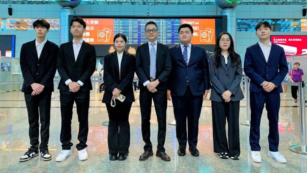 Taiwan’s opposition TPP launches historic first trip to mainland China Taiwan’s opposition TPP launches historic first trip to mainland China