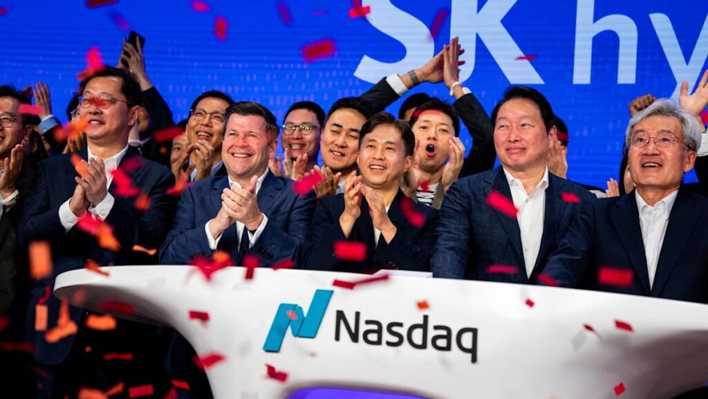South Korean chip giant SK hynix surges on first day of trading on Wall Street South Korean chip giant SK hynix surges on first day of trading on Wall Street