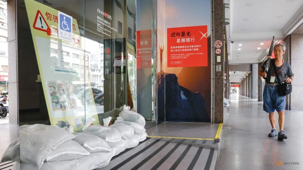 Japan’s southwestern islands on high alert as powerful Typhoon Bavi approaches Japan’s southwestern islands on high alert as powerful Typhoon Bavi approaches