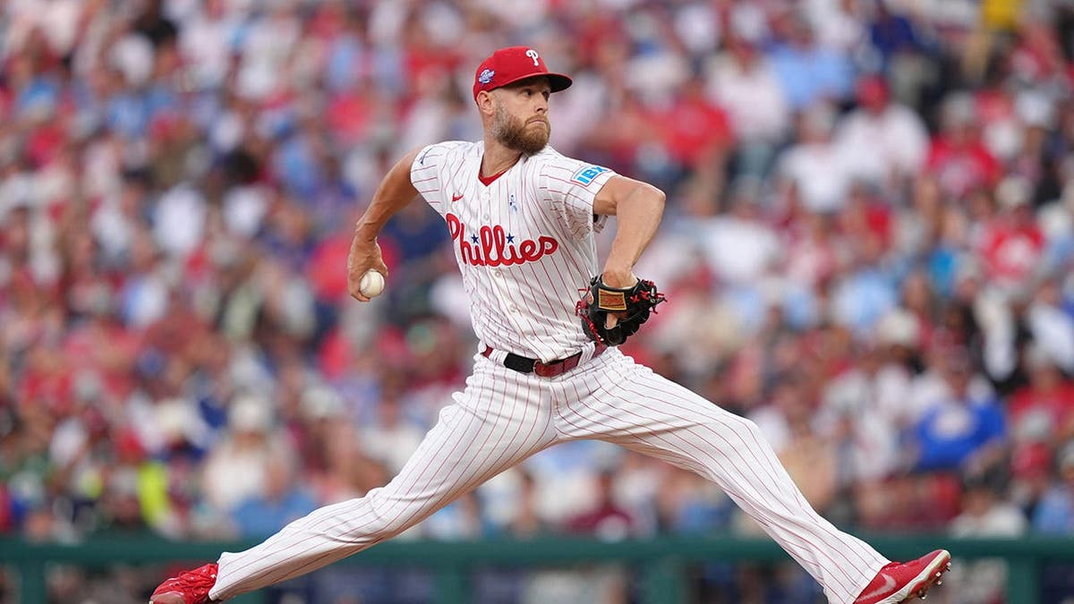 Zack Wheeler pitching in Philly