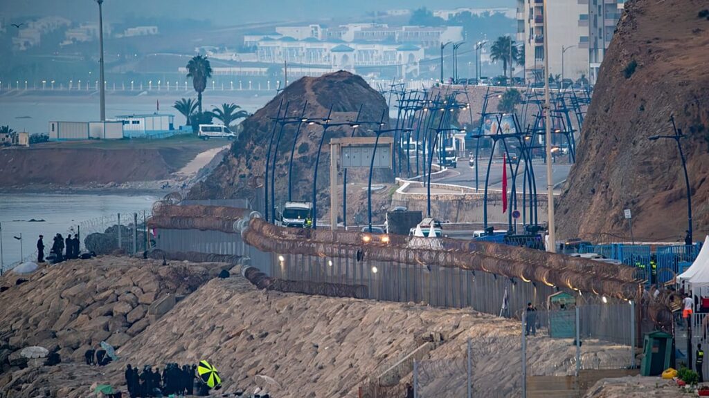 Morocco prevents hundreds of migrants from crossing into Spain’s Ceuta Morocco prevents hundreds of migrants from crossing into Spain’s Ceuta