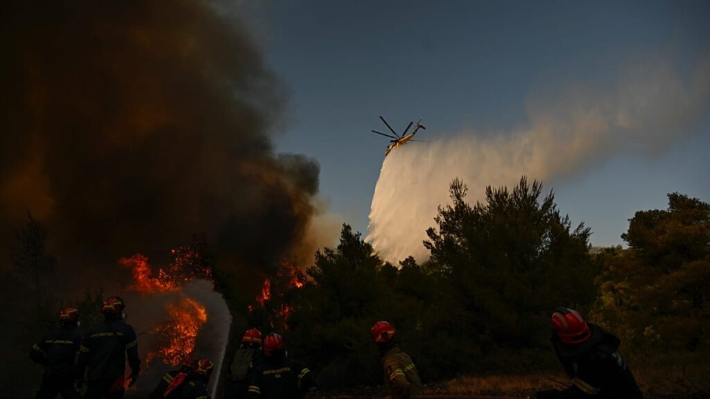 Aerial firefighters take off to tackle major wildfire in Greece