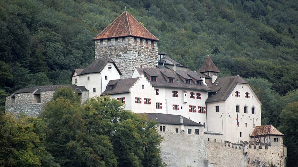 Liechtenstein changes rules to allow women to inherit throne