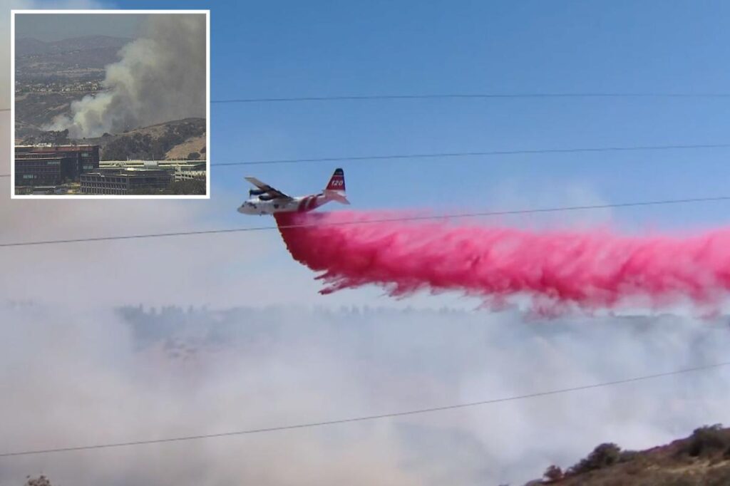 Fast-moving fire breaks out in San Diego, forcing evacuations Fast-moving fire breaks out in San Diego, forcing evacuations