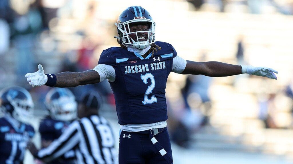 Former college football standout Levi Wyatt dead at 23