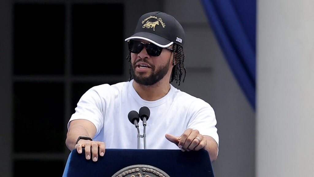 Knicks star Jalen Brunson is a man of the people, reveals the one thing he can’t live without Knicks star Jalen Brunson is a man of the people, reveals the one thing he can’t live without