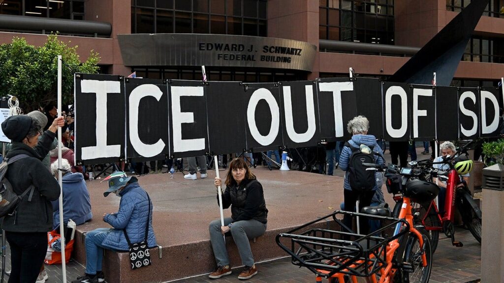 Southern California hits ICE with ‘dumbfounding’ roadblock as top lawmaker rips ‘reckless’ hypocrisy Southern California hits ICE with ‘dumbfounding’ roadblock as top lawmaker rips ‘reckless’ hypocrisy