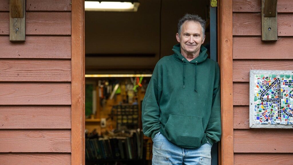 Alaska Republicans scramble to educate voters on suspected Dem plant as ‘ballot fatigue’ threatens race Alaska Republicans scramble to educate voters on suspected Dem plant as ‘ballot fatigue’ threatens race