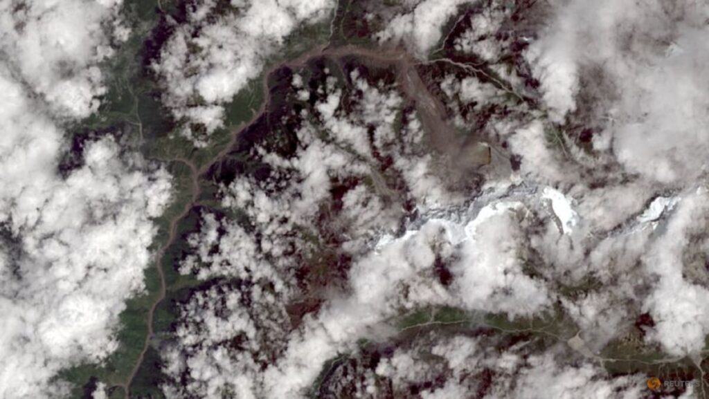 India steps up glacier monitoring after Nepal disaster