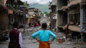 Nepal-Tibet disaster: Death toll nears 800; more than 3,000 missing Nepal-Tibet disaster: Death toll nears 800; more than 3,000 missing
