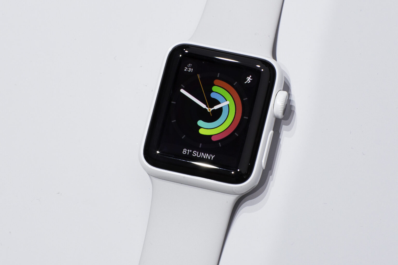 Apple Watches With Ceramic Finish Reportedly Returning This Year