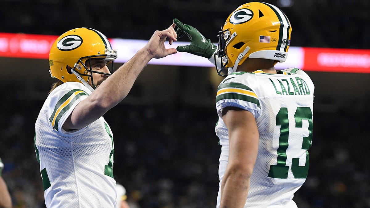 Allen Lazard,Aaron Rodgers