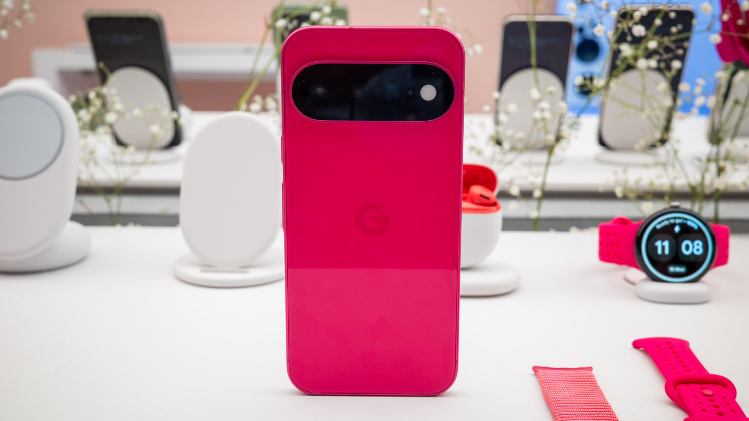 The 9 Pixel 11’s Longer 30x Zoom and New Camera Bar Design Are Impressive