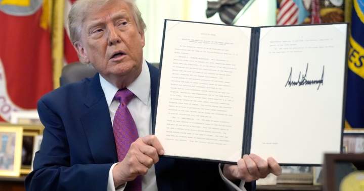 Trump signs executive order for U.S. to call Lake Ontario as ‘Lake America’ Trump signs executive order for U.S. to call Lake Ontario as ‘Lake America’
