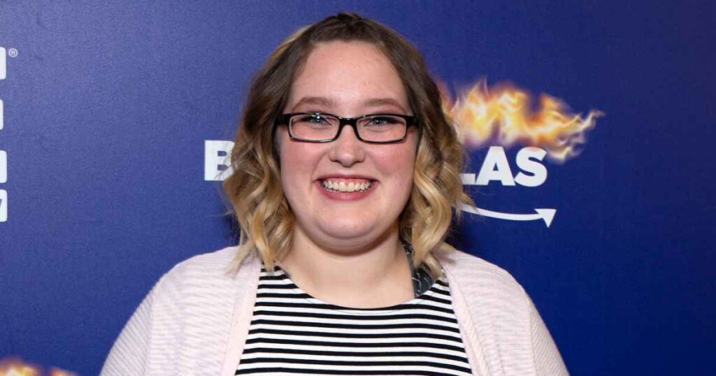 Mama June’s Daughter Lauryn ‘Pumpkin’ Efird Reveals How Much She Earns Per Day on OnlyFans Mama June’s Daughter Lauryn ‘Pumpkin’ Efird Reveals How Much She Earns Per Day on OnlyFans