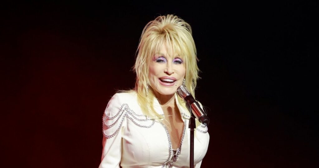 Dolly Parton’s Niece Is ‘Grateful’ Singer Made Her Feel Like She Was Her Child: ‘She Loved Us That Way’