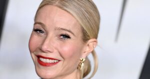 Gwyneth Paltrow Gave Us a Masterclass in Classy French-Girl Style, and This Top Nails It Gwyneth Paltrow Gave Us a Masterclass in Classy French-Girl Style, and This Top Nails It