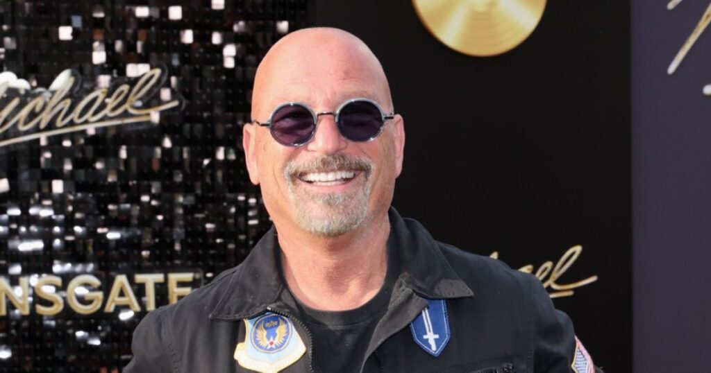 Howie Mandel Jokes About Getting  Hand Jobs at Massage Parlor While Married, Daughter Reacts