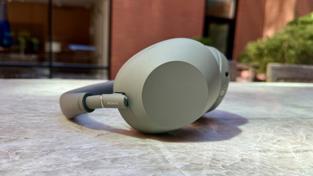 This New Color for Sony’s WH-1000XM6 Headphones May Be My Favorite So Far This New Color for Sony’s WH-1000XM6 Headphones May Be My Favorite So Far