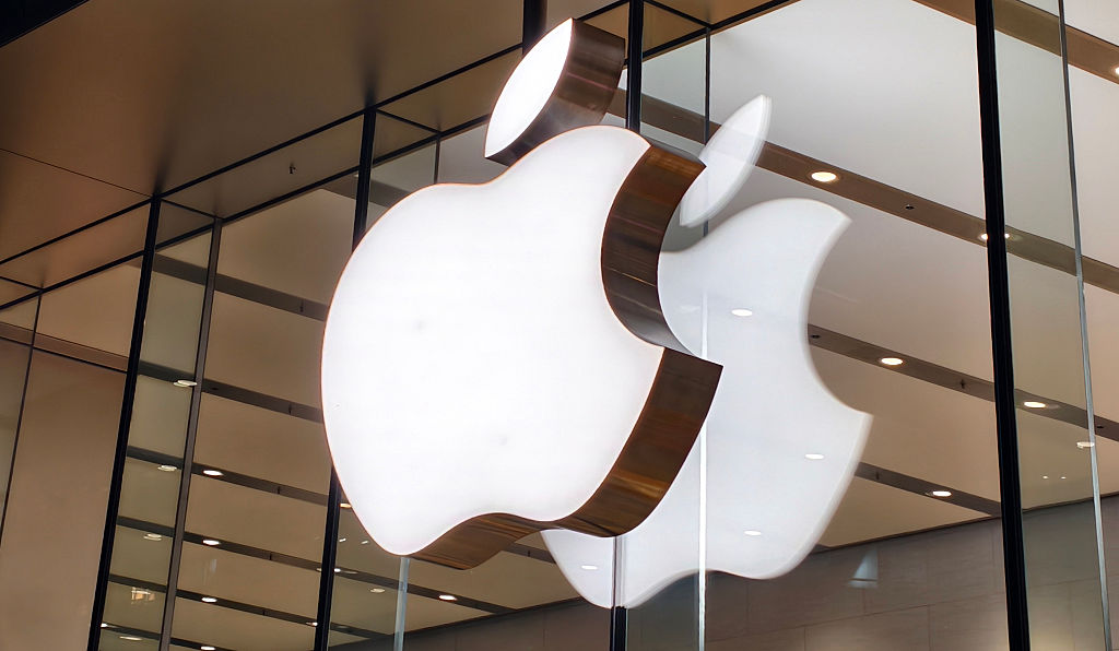 iPhone 20 Pro and Pro Max Might Get Bigger Screens in 2027 iPhone 20 Pro and Pro Max Might Get Bigger Screens in 2027