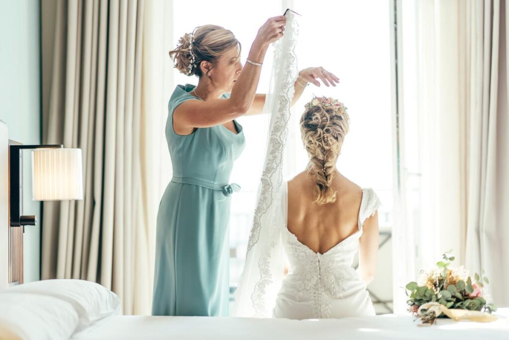 Dear Abby: The mothers of the bride are taking over wedding plans Dear Abby: The mothers of the bride are taking over wedding plans