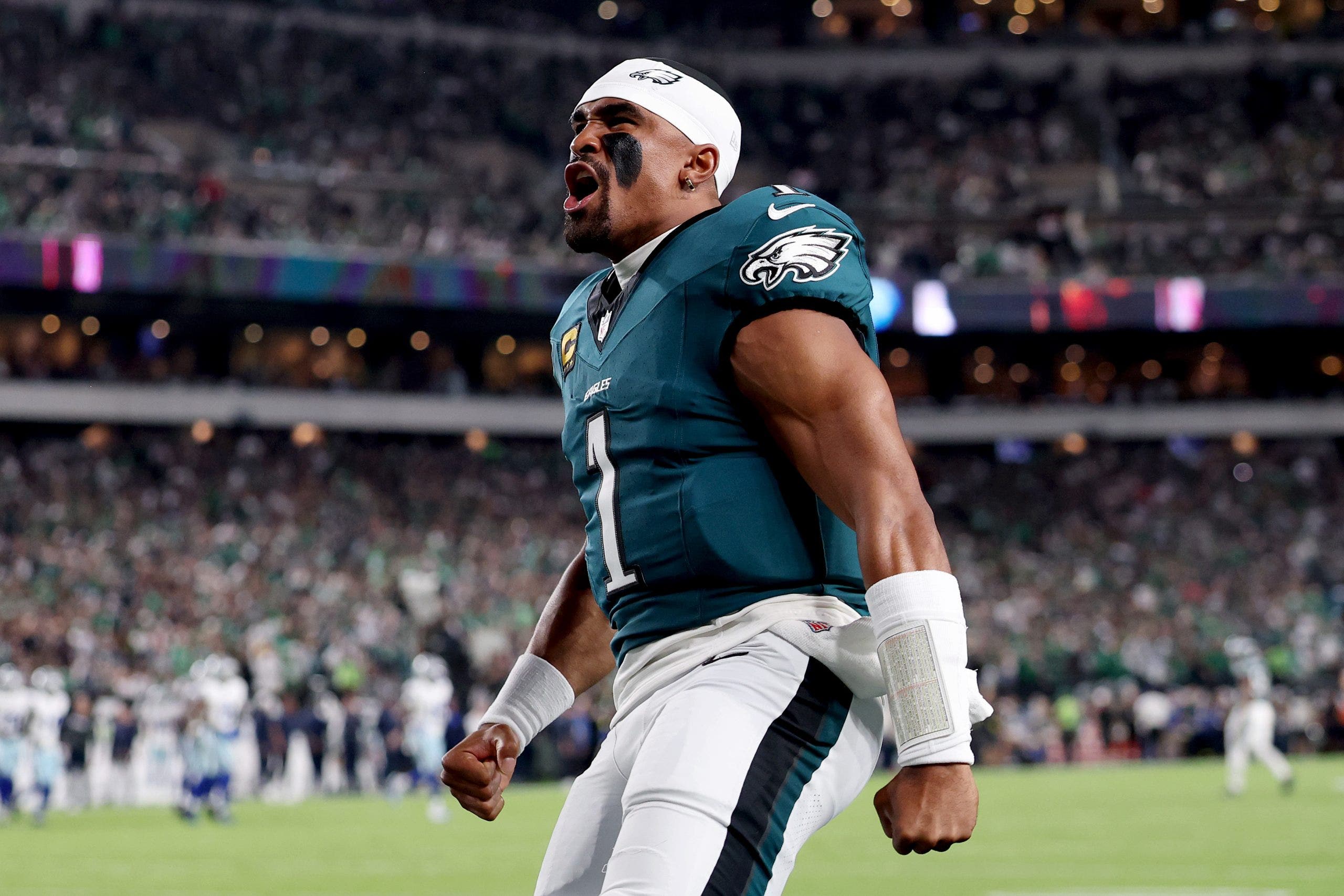 Jalen Hurts in action for the Eagles. (Photo by Emilee Chinn/Getty Images)