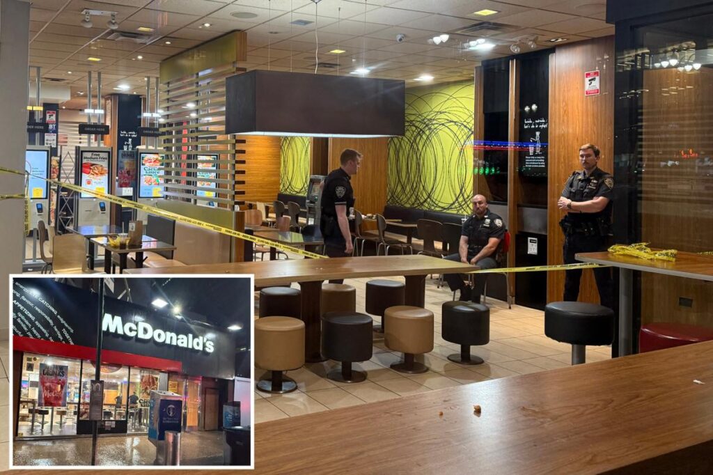Teenage tourist stabbed in ‘unprovoked’ attack inside McDonald’s near Times Square: sources Teenage tourist stabbed in ‘unprovoked’ attack inside McDonald’s near Times Square: sources