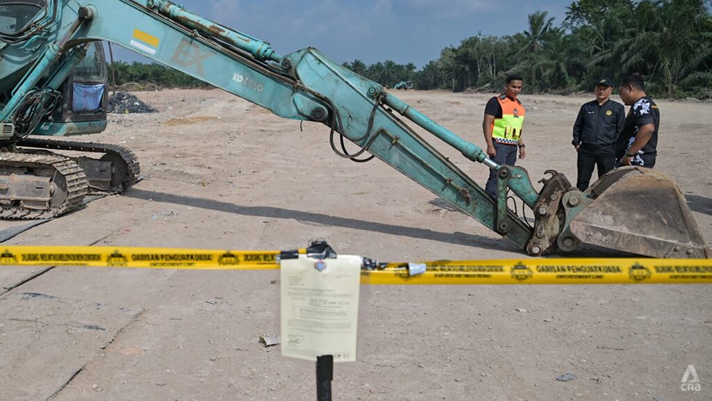 Johor probing 9 Malaysian firms for allegedly dumping construction waste from Singapore: Official Johor probing 9 Malaysian firms for allegedly dumping construction waste from Singapore: Official