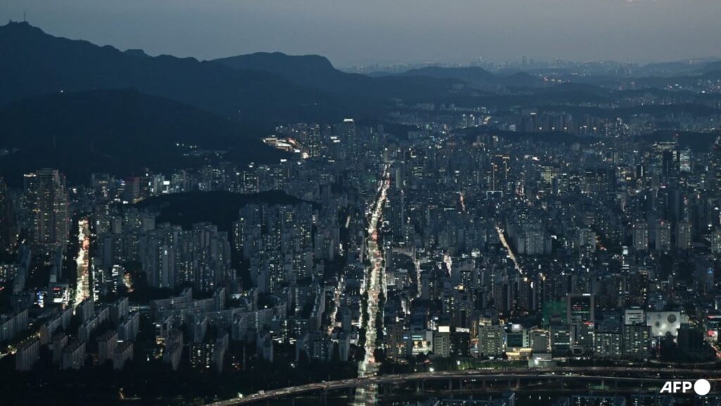 South Korea accelerates bid to put government bodies outside of Seoul South Korea accelerates bid to put government bodies outside of Seoul