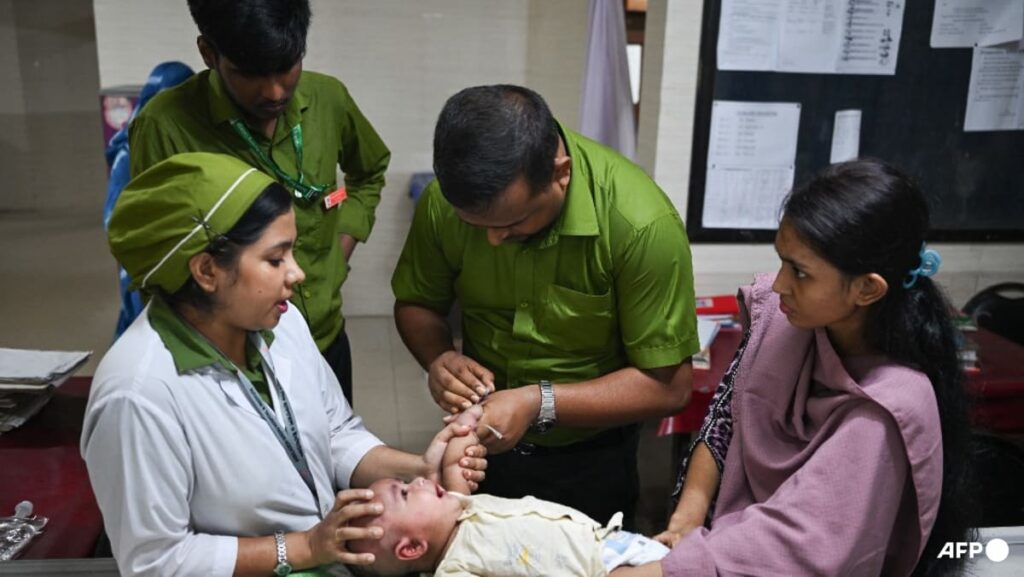 Bangladesh measles toll nears grim 1,000-child mark Bangladesh measles toll nears grim 1,000-child mark