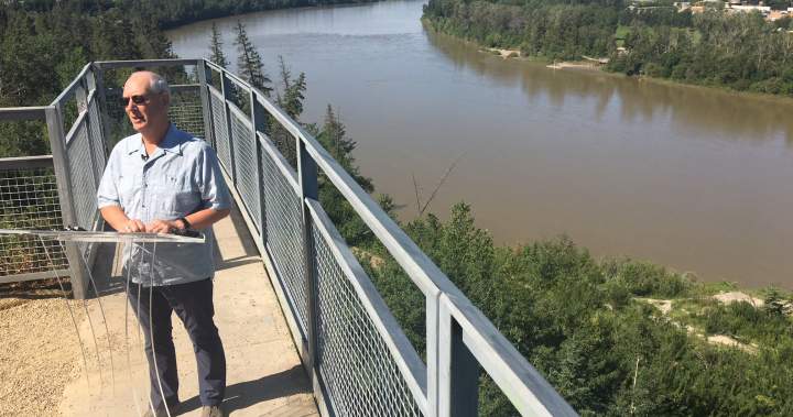 End of the road coming for ‘End of the World’? Erosion impacts Edmonton viewpoint End of the road coming for ‘End of the World’? Erosion impacts Edmonton viewpoint