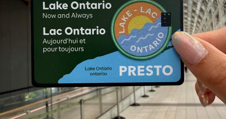Metrolinx hands out limited-edition Lake Ontario Presto cards at Union Station Metrolinx hands out limited-edition Lake Ontario Presto cards at Union Station