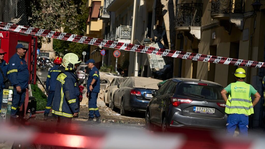 Five missing as building collapses after explosion in central Athens Five missing as building collapses after explosion in central Athens