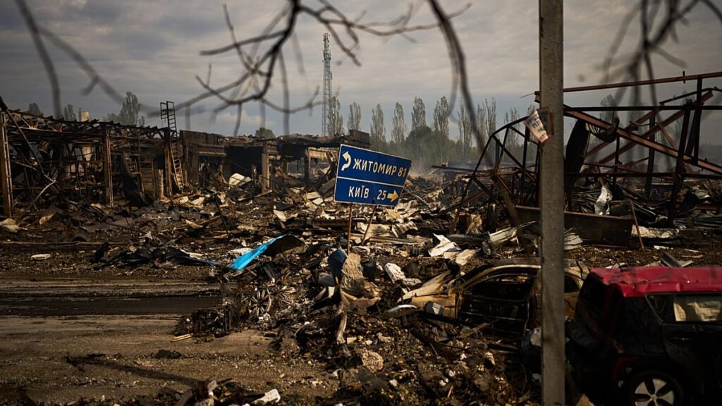 Russian strikes destroy 12m textbooks ahead of new school year