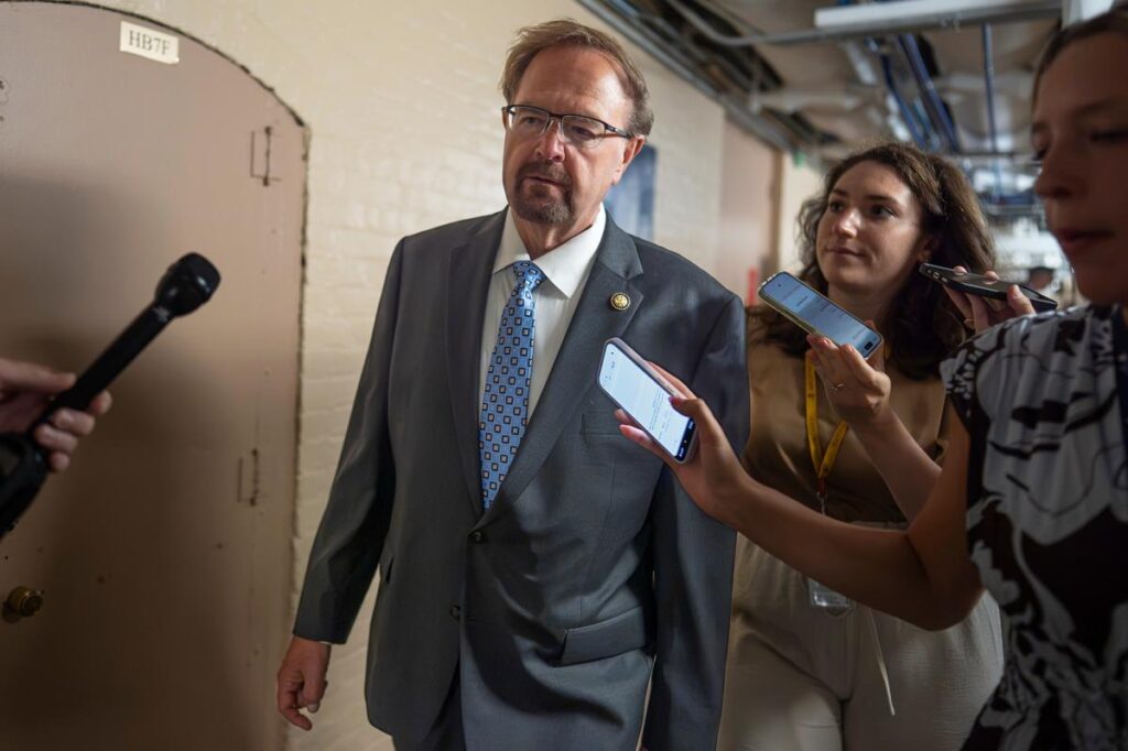 Embattled Rep. Chuck Edwards censured for ‘inappropriate conduct’ toward female staffers – offers half-hearted apology Embattled Rep. Chuck Edwards censured for ‘inappropriate conduct’ toward female staffers – offers half-hearted apology