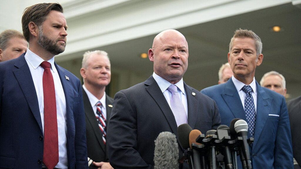 Teamsters leader turned MAGA-world darling backs Republican in key Senate showdown Teamsters leader turned MAGA-world darling backs Republican in key Senate showdown