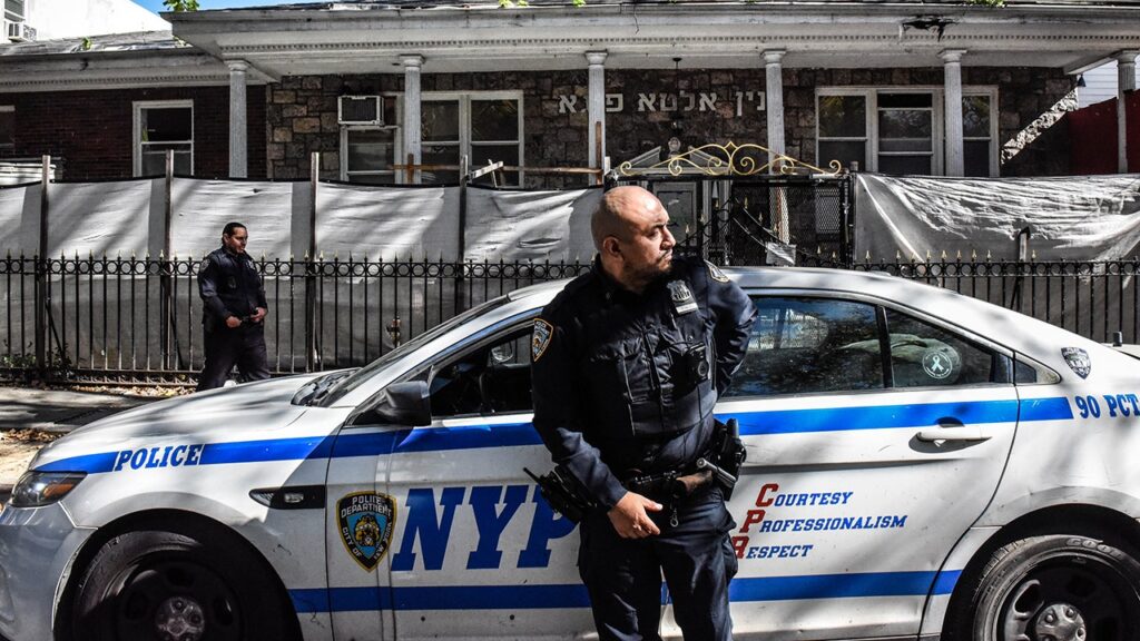 How 9/11 transformed synagogue security into a new reality for the Jewish community How 9/11 transformed synagogue security into a new reality for the Jewish community