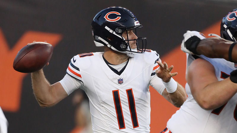 Case Keenum Practices For Bears Amid Caleb Williams, Tyson Bagent Uncertainty Case Keenum Practices For Bears Amid Caleb Williams, Tyson Bagent Uncertainty