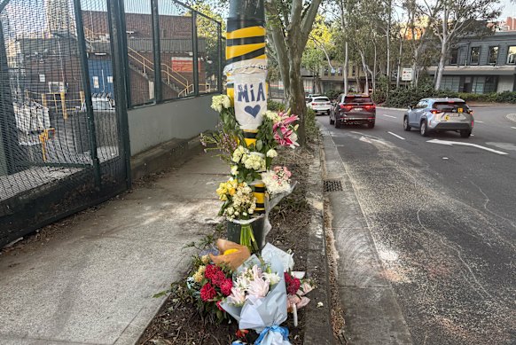 Tributes left in memory of Constable Mia Lay.