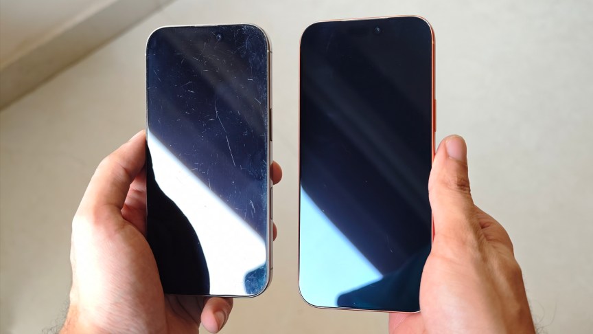 iPhone 16 Pro Max and iPhone 17 Pro Max