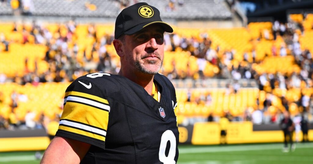 Aaron Rodgers Shades Teammates, Officials After Steelers’ Season-Opening Win Over Atlanta Falcons Aaron Rodgers Shades Teammates, Officials After Steelers’ Season-Opening Win Over Atlanta Falcons