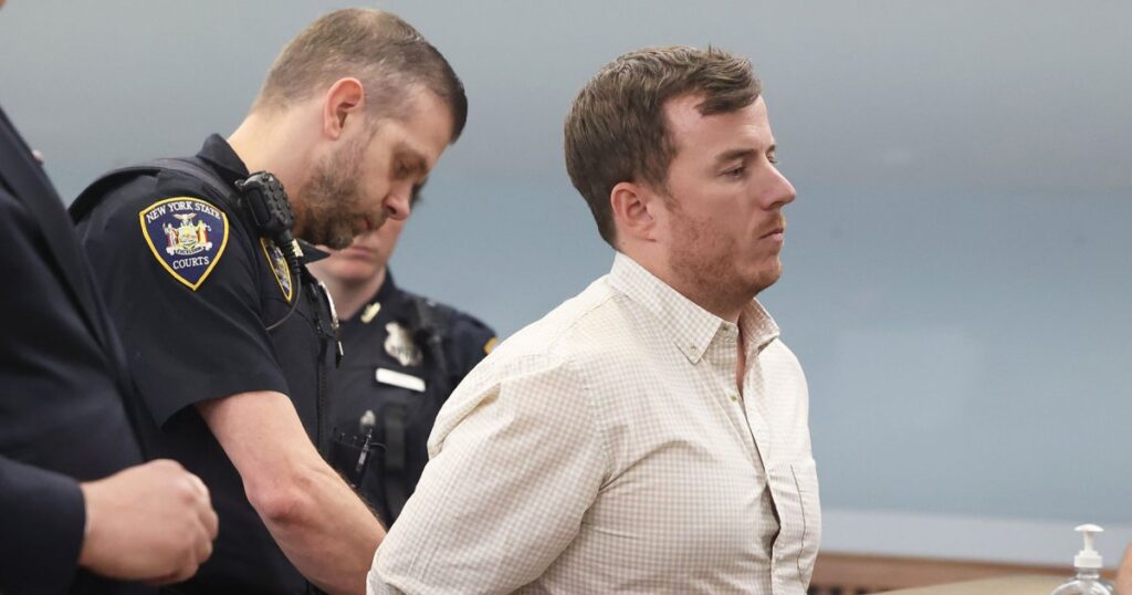 Ex-High School Teacher Pleads Guilty After Posing as Teen on Snapchat, Asking Minors for Nude Photos
