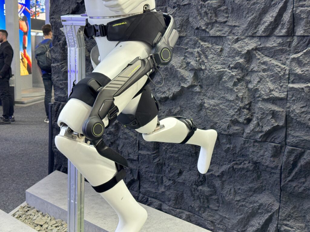 Hypershell’s Halo Full-Leg Exoskeleton Made Me Dream Big About the Hikes I Hope to One Day Attempt